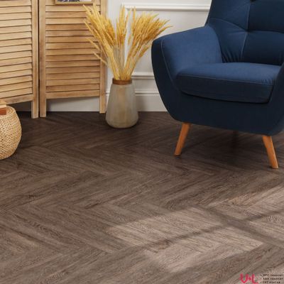 SPC ламинат Aquafloor Space Parquet Light Limited Edition AF4549PQLE 43 класс толщина 4.0 мм с фаской замковый 1.489 м2