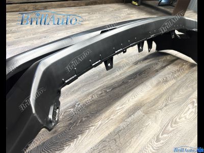 Передний бампер Toyota Land Cruiser 200 16-23 2 рестайлинг (под окрас)