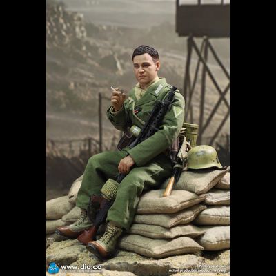 Немецкий пулеметчик африканского корпуса Биалас - КОЛЛЕКЦИОННАЯ ФИГУРКА 1/6 WWII German Africa Corps WH MG34 Gunner  – Bialas (D80158) -  DID