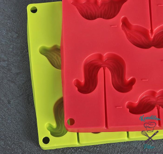 Форма для леденцов Доляна «Усы», 28,5×16×2 см, 10 ячеек, с палочками, цвет МИКС
