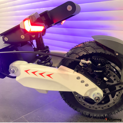 ЭЛЕКТРОСАМОКАТ BLADE LIMITED + Аквазащита