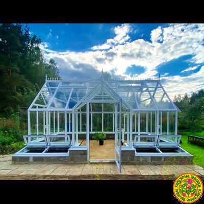 Базовая комплектация теплицы в английском стиле с холлом из стекала и алюминия ЕЛИЗАВЕТА 6000 х 3000 мм