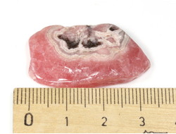 Родохрозит срез полированный с одной стороны, Аргентина (33*20*7 мм, 7,1 г) №25705