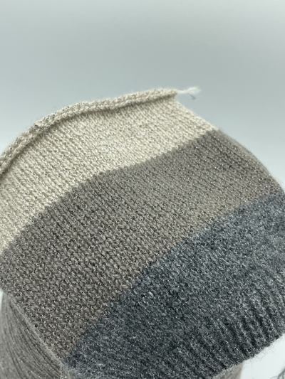 Filati Biagioli Modesto art. METALLIKE (филати биаджиоли модесто арт. металлике), состав: 76% WS кашемир, 17% VI вискоза, 7% PL люрекс, Nm. 1050 м в 100 гр.