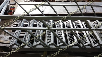 изготовление металлических лестниц