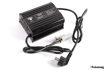 Зарядное устройство интеллектуальное для LiFePo4 аккумуляторов 24V60AH (10А)