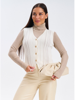 Жилет вязаный на пуговицах