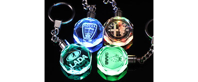 БРЕЛОКИ «КРИСТАЛЛ» C ПОДСВЕТКОЙ И ЛОГОТИПАМИ АВТО