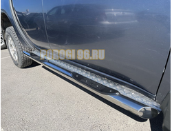 Пороги труба с проступью с алюминиевым уголком d76 для Mitsubishi L200 (2015-2019)