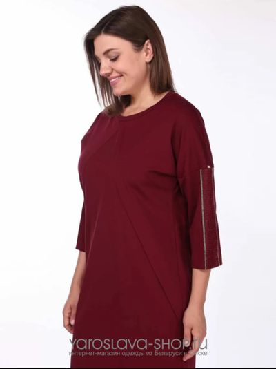 Платье из трикотажа в бордовых тонах с кулиской на спинке