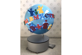 Арт-объект Глобус