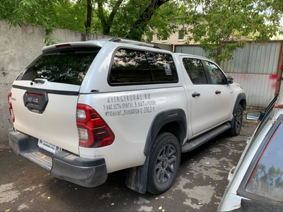 Кунг Alpha GSS для Toyota Hilux Revo белый перламутр 070
