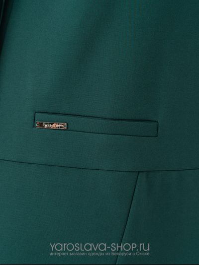 Трикотажное женское платье зеленого цвета