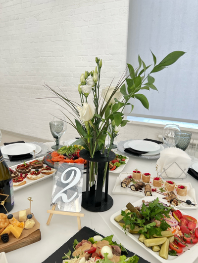 Композиция на стол "Ампулки"