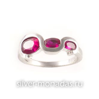 Кольцо с рубинами из серебра 925 пробы