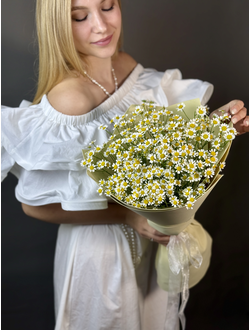 Букет из полевых ромашек