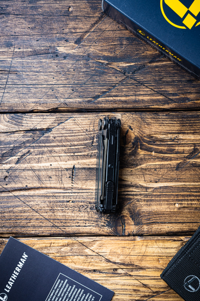 Leatherman Wave + Black с чехлом molle