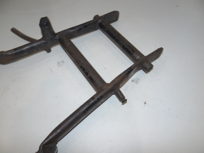 Центральная подножка Паннония Т 5