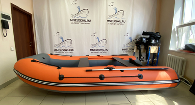 Моторная лодка REEF TRITON 360 НДНД вид сбоку - MNELODKU.RU