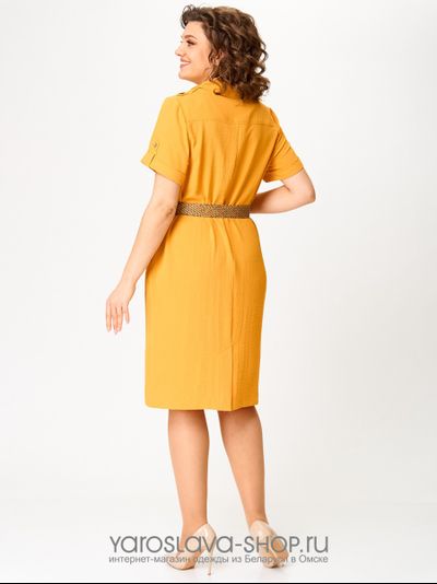 Женское платье прямого силуэта в желтом цвете на пуговицах