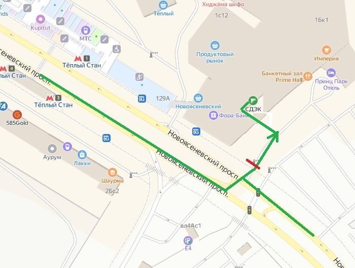 К ПВЗ можно подъехать на авто. Нажимаете на кнопку проезда, выдаётся талон. Бесплатная стоянка 10 ми