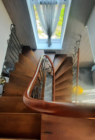 Кованые перила с виноградной лозой -Арт 019