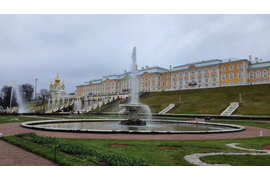 Петергоф и парк с фонтанами. Ораниенбаум