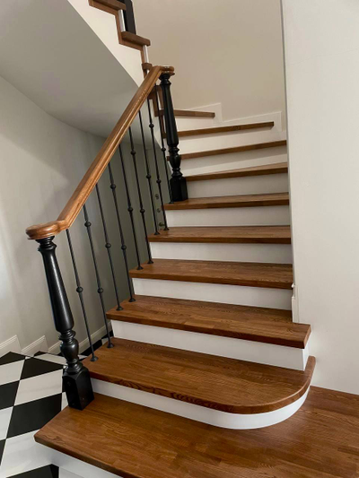 Отделка бетонной лестницы (ясень)