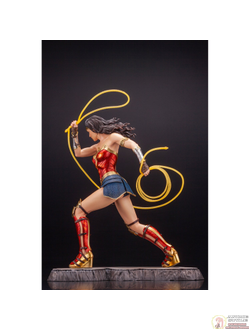 Фигурка 1/6 Чудо-женщина (Wonder Woman)
