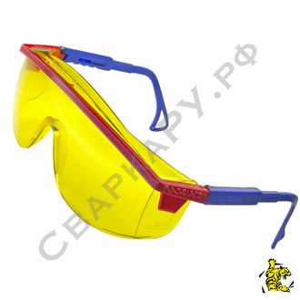 Очки защитные контрастные О37 Universal Titan Абсолют (2-1.2) янтарный поликарбонат