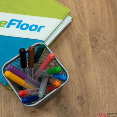 Кварцвиниловая плитка Fine Floor Дуб Орхус FF-1509 в интерьере детально