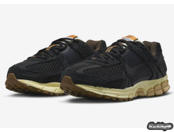 NIKE ZOOM VOMERO 5 SP Black Sesame Coconut Milk (40-45)