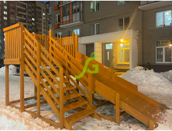 Деревянная зимняя горка Snow Fox, скат 4 м фото