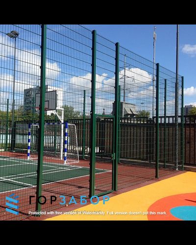 Спортивное ограждение из 2D панелей высота 4м