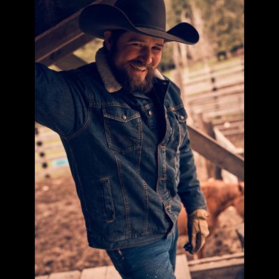 Куртка Wrangler® Western Sherpa Lined Denim Trucker Jacket