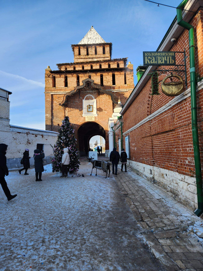 5 января – Новогодний “Поезд особой пряности”.   Коломна с посещением музея «10 зайцев» и мастер классом с чаепитием + Коломенский кремль + магазин медовушки + Рязань и прогулка по вечернему Рязанскому Арбату.