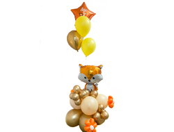 Лисенок на подставке с шарами