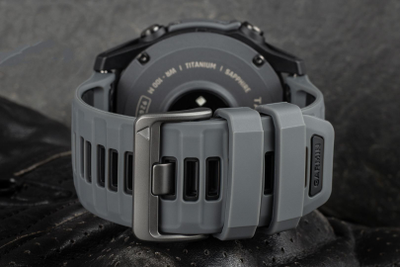Часы Garmin Tactix 8 - 51mm, Amoled Cerakote Grey