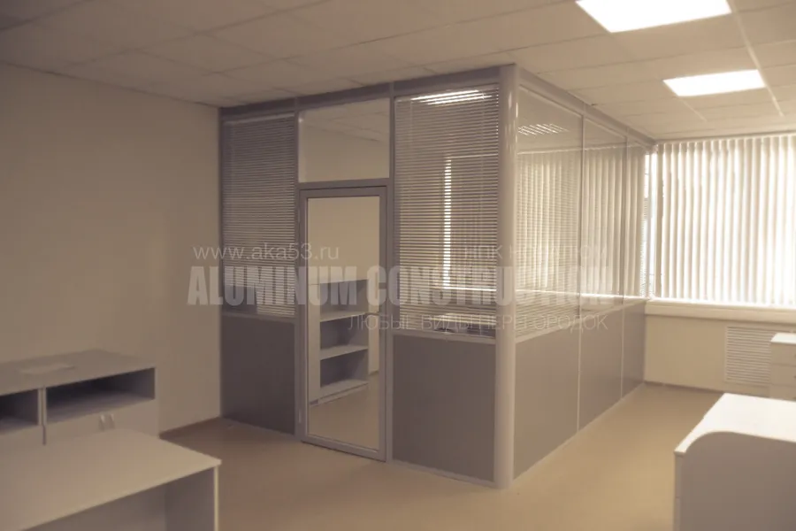 Офисные стационарные перегородки 
Великий Новгород, Нехинская, 61