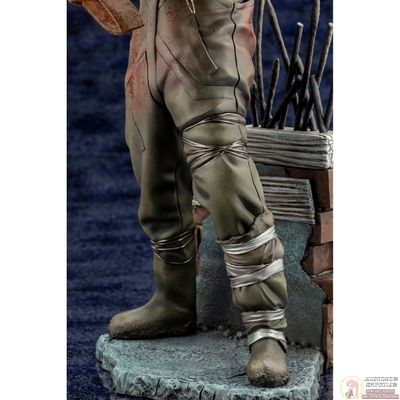 Фигурка Охотник (The Trapper Kotobukiya)
