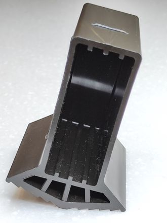 Насадка пластиковая торцевая для поперечного упора (траверсы, стабилизатора) лестницы (для профиля 25х63мм)