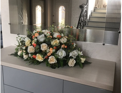 Товар Композиция из искусственных цветов