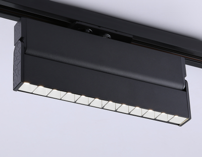 Трековый однофазный светодиодный светильник GL 6819 BK черный LED 12W 4200K 24° 230*22*87