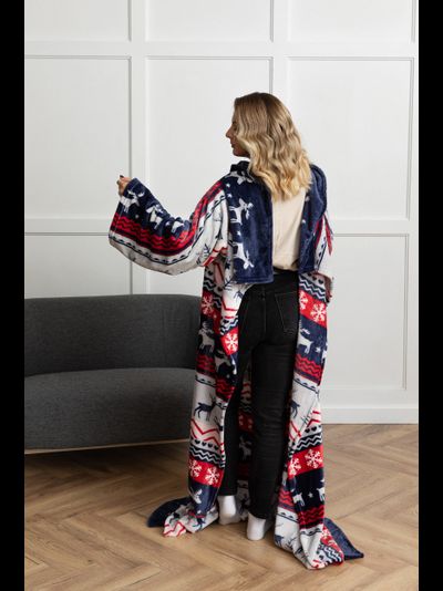 Плед с рукавами &quot;Зимняя сказка&quot; из микрофибры (велсофта)