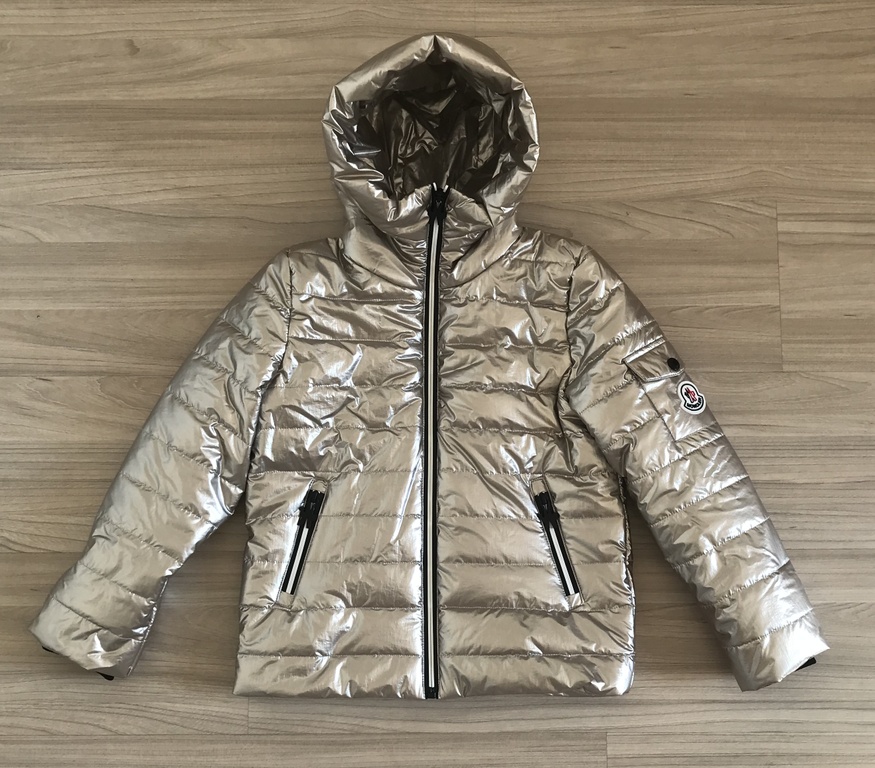 М.19-06 Куртка Moncler серебро (металлик)__110