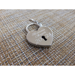 Гравировка на свадебном замочке