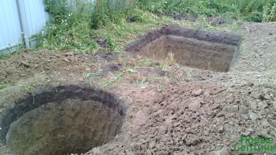 Котлован для установки септика Крот 2,4 и дренажную систему (Решетниково, 2017)