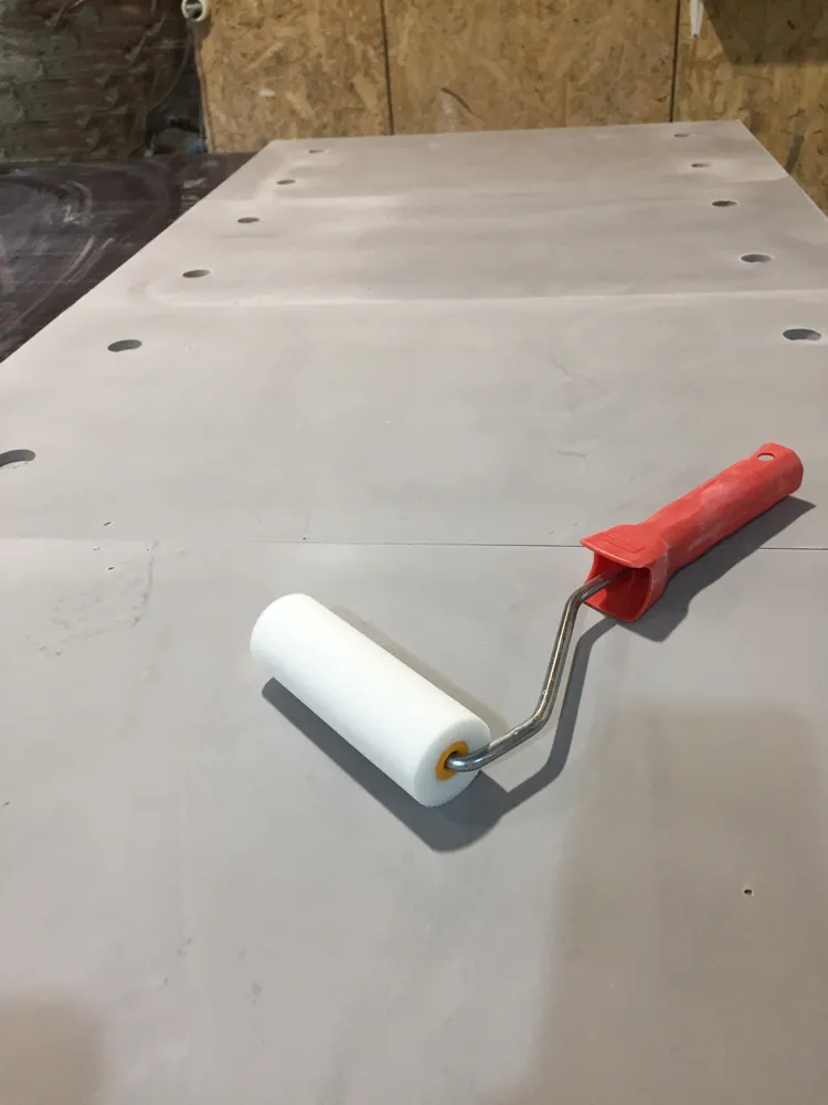 Данные панели были обработаны специальной водо/грязе отталкивающей защитной пропиткой.