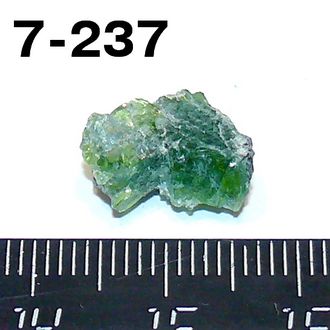 Хромдиопсид натуральный (необработанный) №7-237: 1,2г - 13*9*7мм