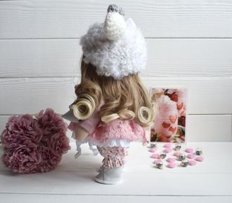Набор для шитья интерьерной куколки "Цветочный барашек" (с поворотной головой и гнущимися ручками)